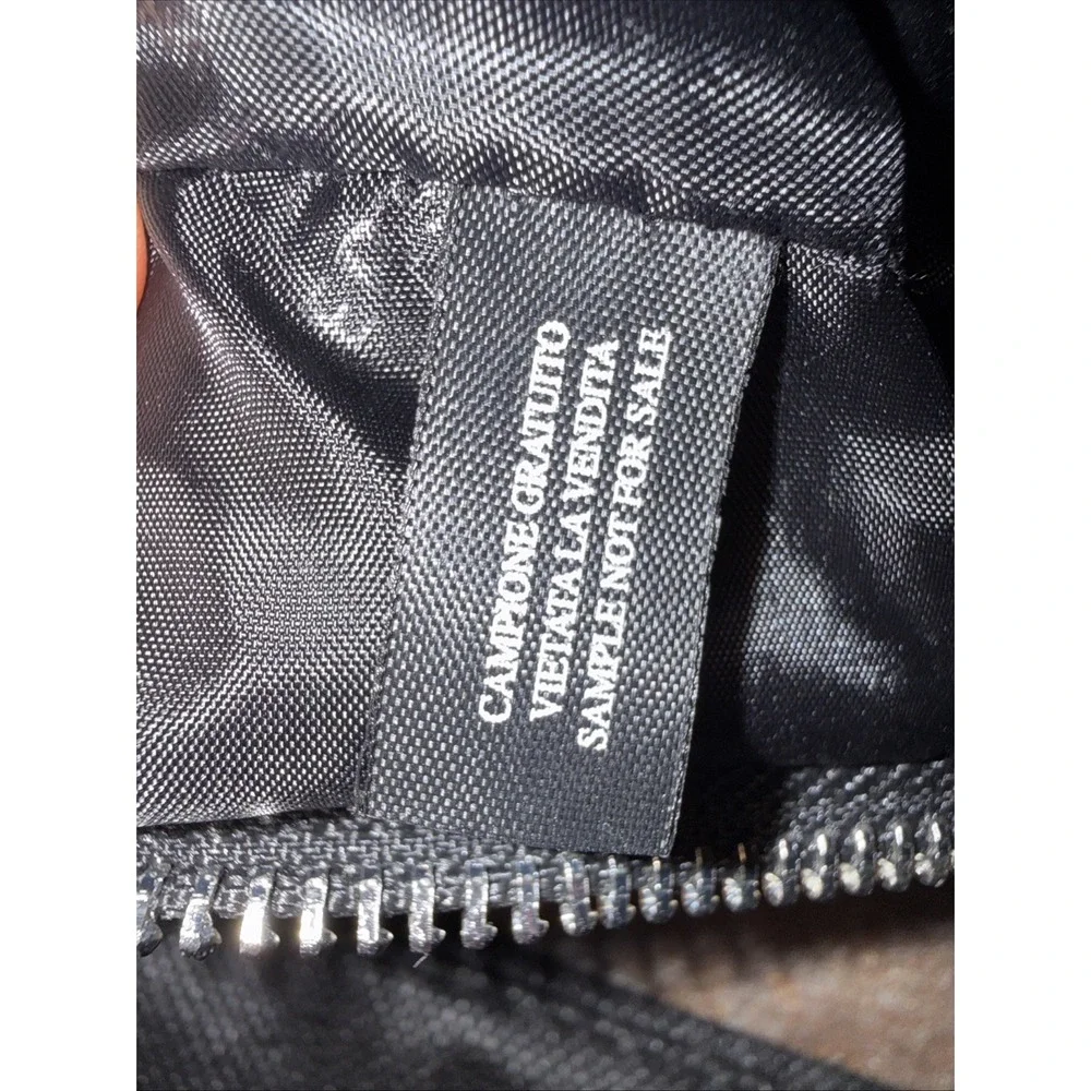 NWOT Versace Parfums Black Double Zip Toiletry Travel Bag Greek Key Strap